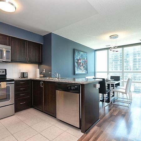 Napa Furnished Suites At Cn Tower & Maple Leaf Square 多伦多 外观 照片