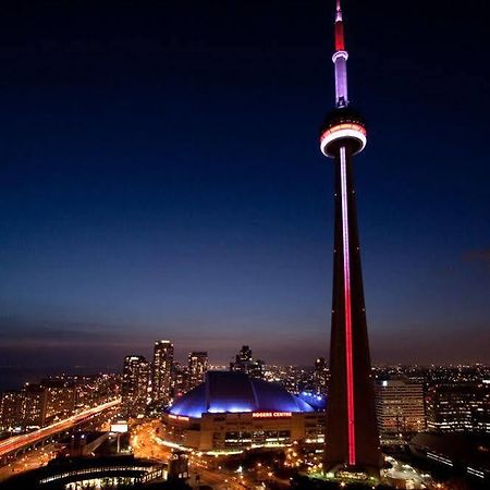 Napa Furnished Suites At Cn Tower & Maple Leaf Square 多伦多 外观 照片