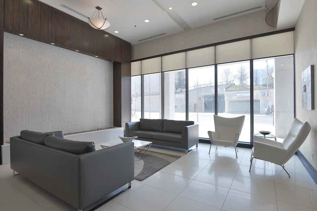 Napa Furnished Suites At Cn Tower & Maple Leaf Square 多伦多 客房 照片