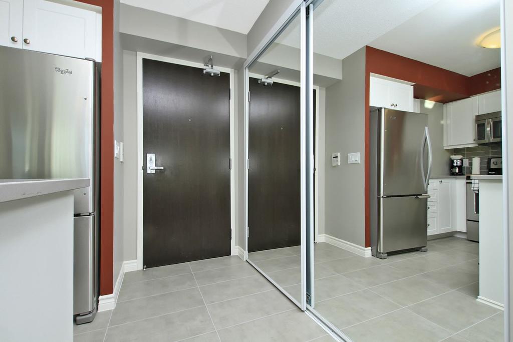 Napa Furnished Suites At Cn Tower & Maple Leaf Square 多伦多 外观 照片